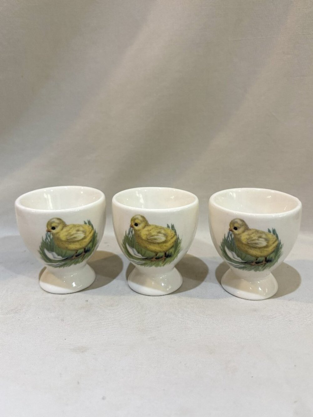 Set of 3 Vintage Ceramic Egg Cups Baby Chicken Chicks